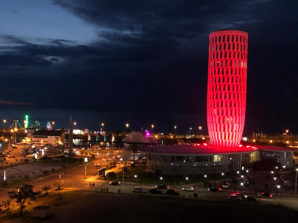 Апартамент У Моря Batumi Luaran gambar